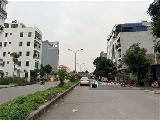 Hàng hiếm khu tđc cây đa sát ngã 4 áp góc đường 30m, dt 50m2 ngang 5m