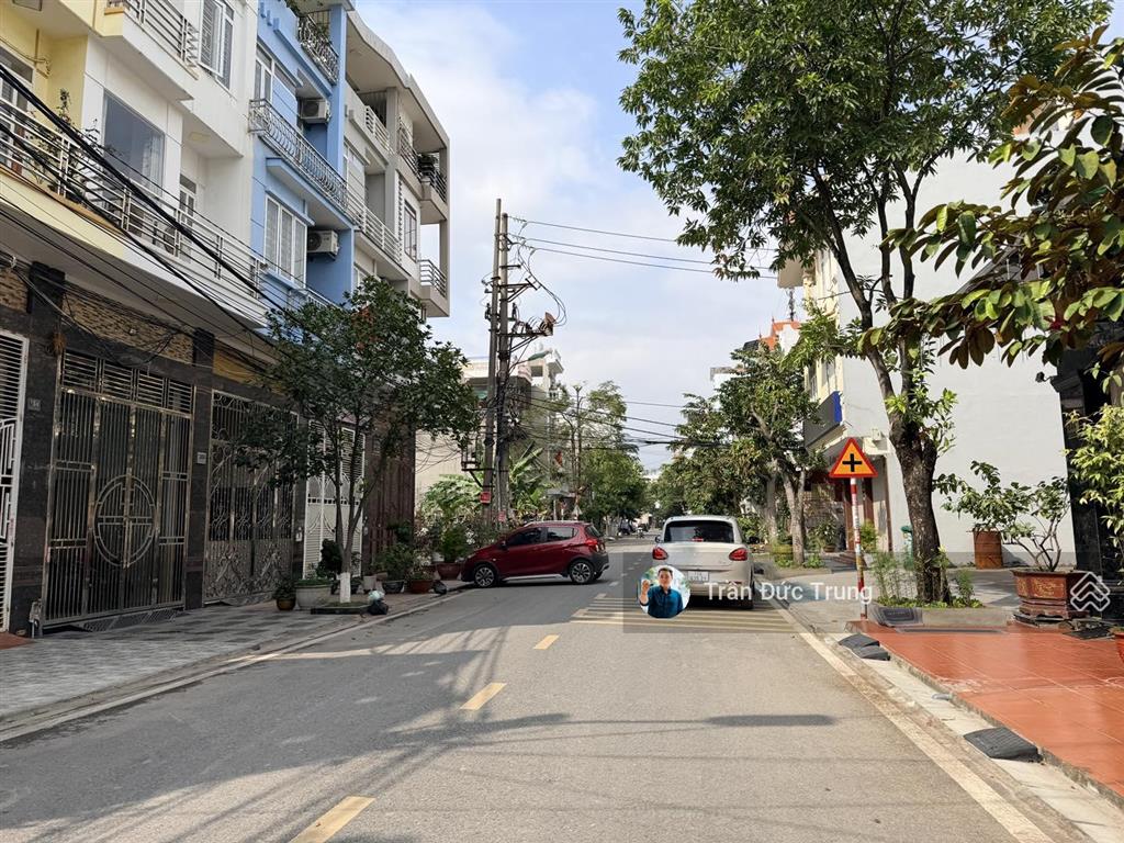 Mặt đường đào nhuận 90m2 ngay sau chung cư gamuda đang xây dựng