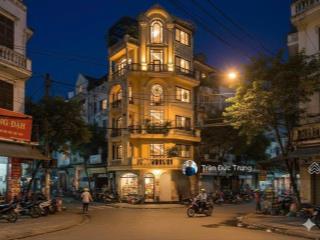 Lô góc xây mới thang máy full đồ 40m2 x 6 tầng tuyến 2 lê quang đạo