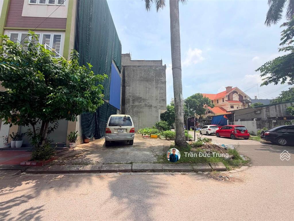 Tuyến 2 ngô gia tự lô góc tđc sao sáng dt 60m2 ngang 5,8m