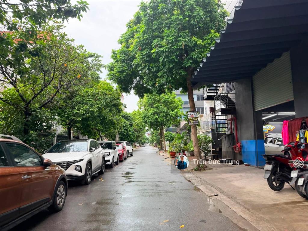 Tuyến 3 võ nguyên giáp dt 100m2 ngang 5m ngay sát trục cafe 12h