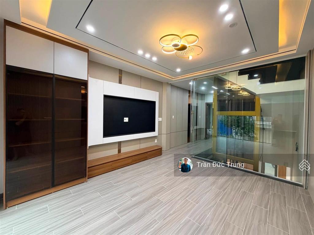 Nhà phố thiên lôi khu tđc ngay gần aeon mall dt 60m2 5 tầng thang máy