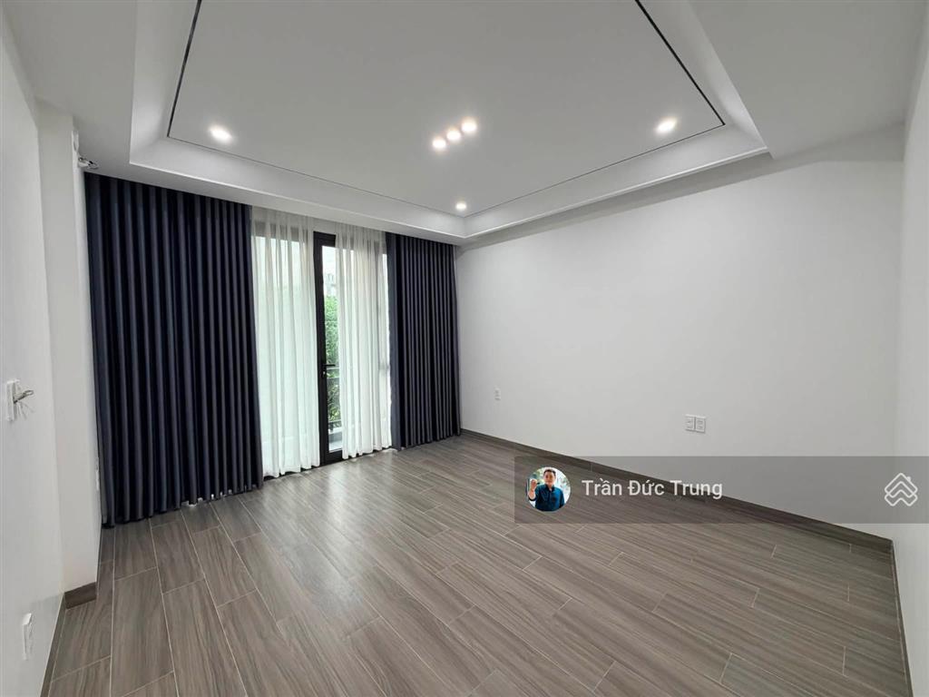 Nhà phố thiên lôi khu tđc ngay gần aeon mall dt 60m2 5 tầng thang máy