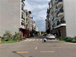 Tuyến 2 tđc cây đa dt 56m2 có lưu ko 2m ko lỗi nhỏ