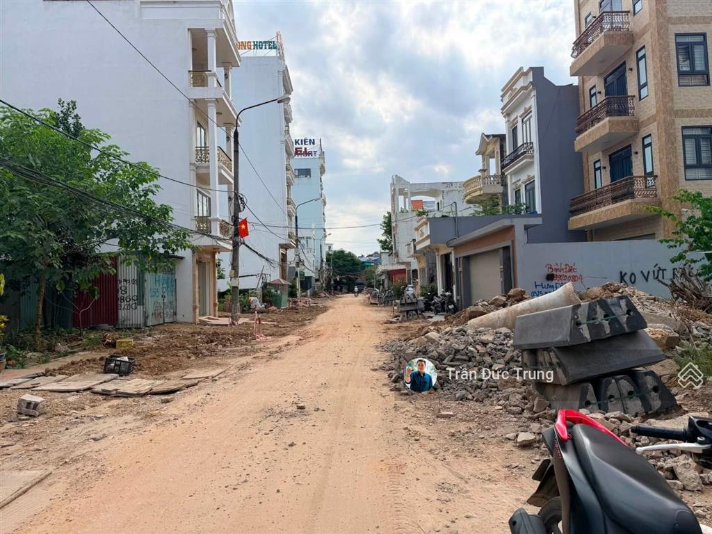 Khu 4 vĩnh niệm 84m2 ngang 4m2 hướng nam ko lỗi lầm