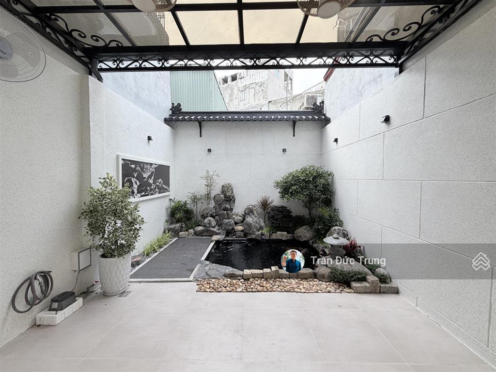 80m2 xây mới nguyễn tường loan  tnh full nội thất 4 tầng có sân vườn hồ cá koi siêu chill