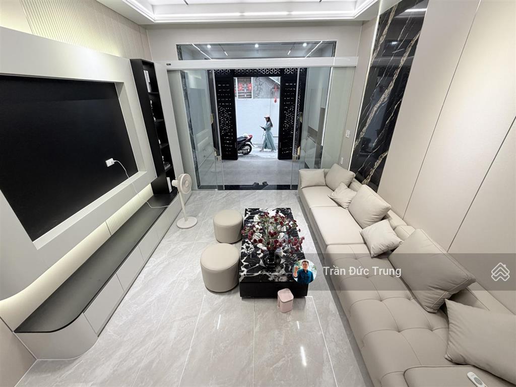 80m2 xây mới nguyễn tường loan  tnh full nội thất 4 tầng có sân vườn hồ cá koi siêu chill