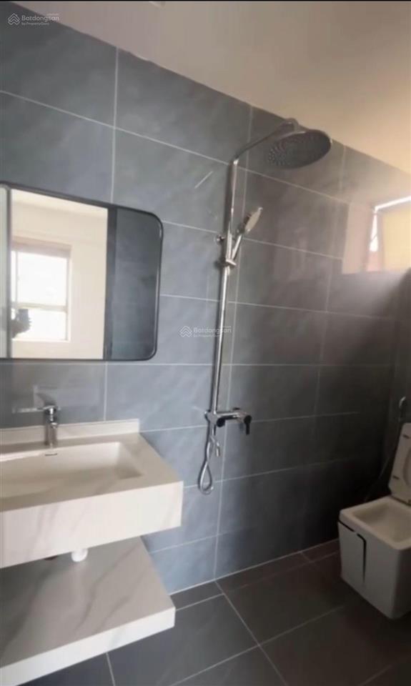 Bán chung cư ct4b xa la hà đông
74m22 pn2 vspkbếpban công 5tỷ.căn chung cư nằm mặt đương xa la