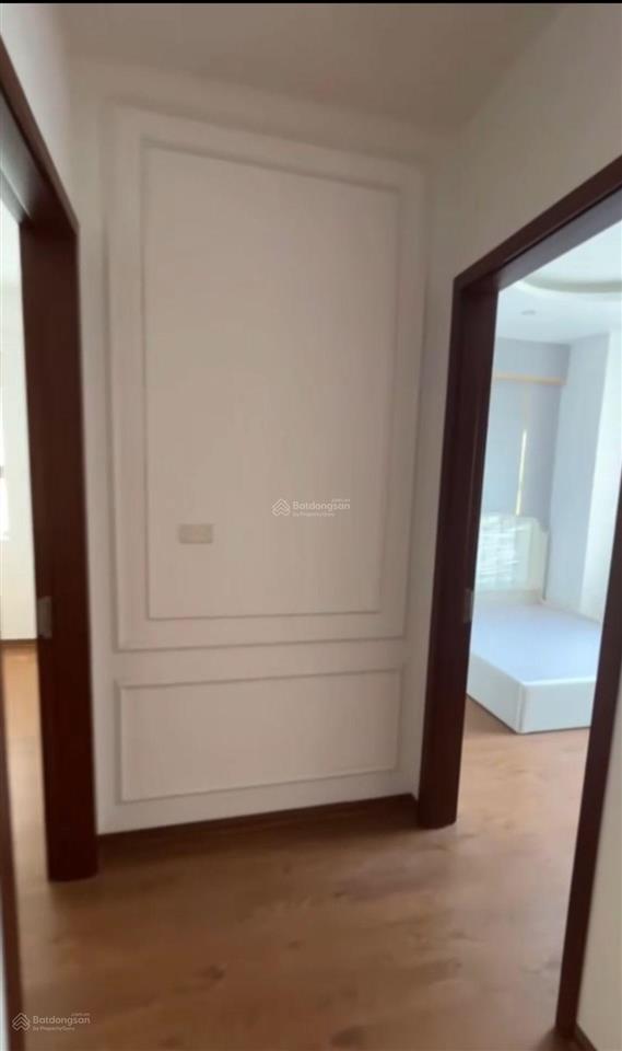 Bán chung cư ct4b xa la hà đông
74m22 pn2 vspkbếpban công 5tỷ.căn chung cư nằm mặt đương xa la