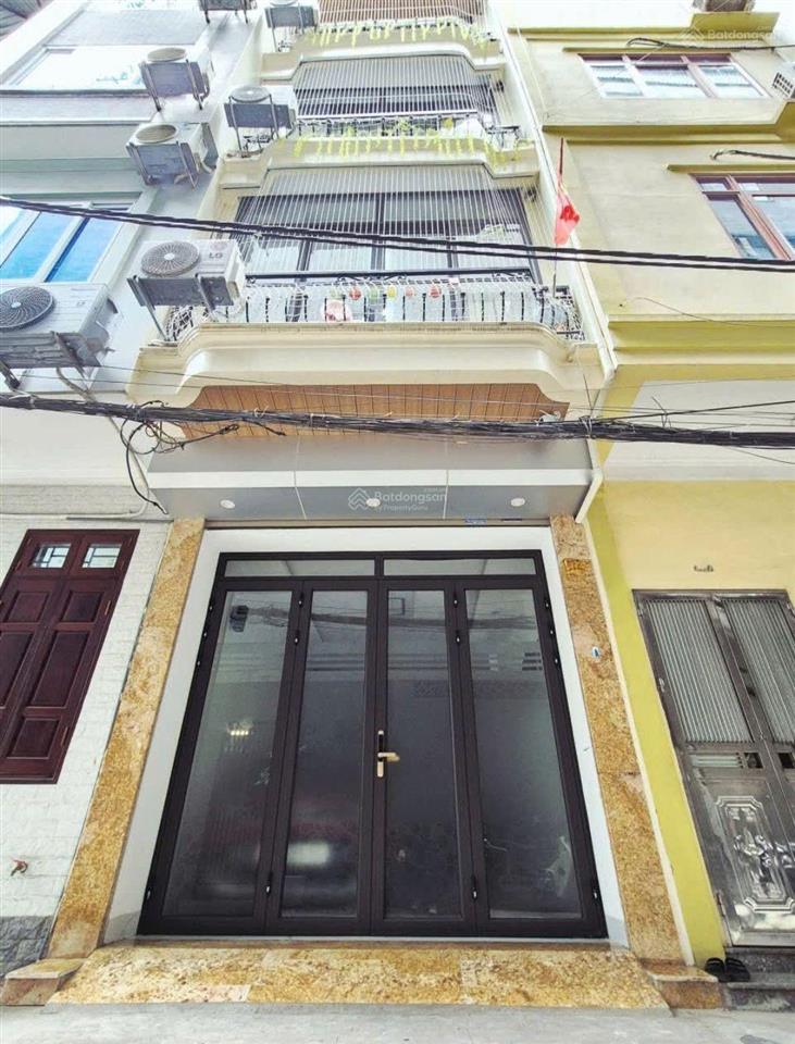 Bán nhà mặt ngõ đường láng đông đa 36m25 tầngmặt 4m6 pn11,6 tỷ.nhà trung tâm quận,nhà đẹp.