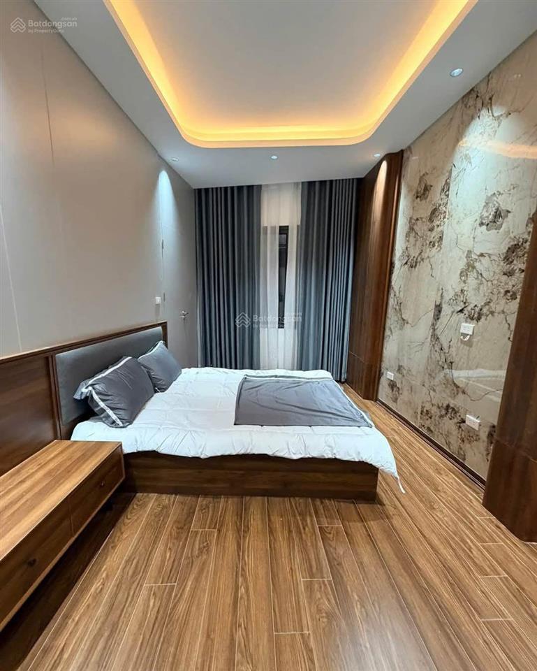 Cần bán nhà ngõ chợ khâm thiện đông đa 35m26 tầngmặt 4m3pn k.kín rộng9,6tỷ.
nhà trung tâm quận.