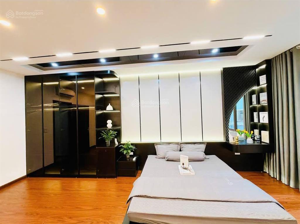 Bán nhà mặt ngõ thịnh quang đông đa 39m24 tầngmặt 4m23 pm9,5tỷ.nhà trung tâm quận đông đa.