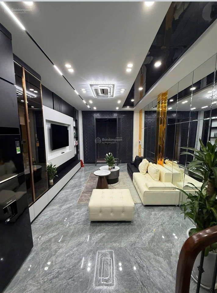 Bán nhà khương trung thanh xuân 33m24 tầngmặt 3,5m4 pn8,6 tỷ. nhà gần tt thương mại ngã tư sở