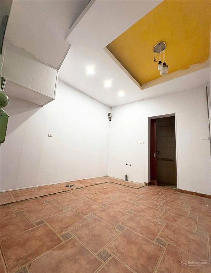 Bán nhà mặt ngõ trường chinh 36m2 4 tầng mặt 3,5m 4 pn 9,6 tỷ. nhà trung tâm quận, nhà mặt ngõ