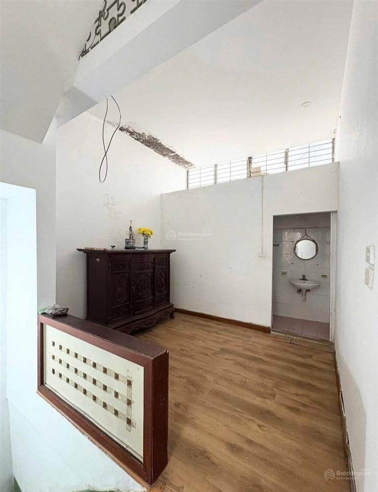 Bán nhà mặt ngõ trường chinh 36m2 4 tầng mặt 3,5m 4 pn 9,6 tỷ. nhà trung tâm quận, nhà mặt ngõ