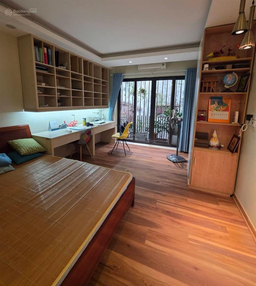 Bán nhà cù chính lan thanh xuân 35m2 5 tầng mặt 4m 3 pn rộng 8,8 tỷ. nhà đẹp tiện