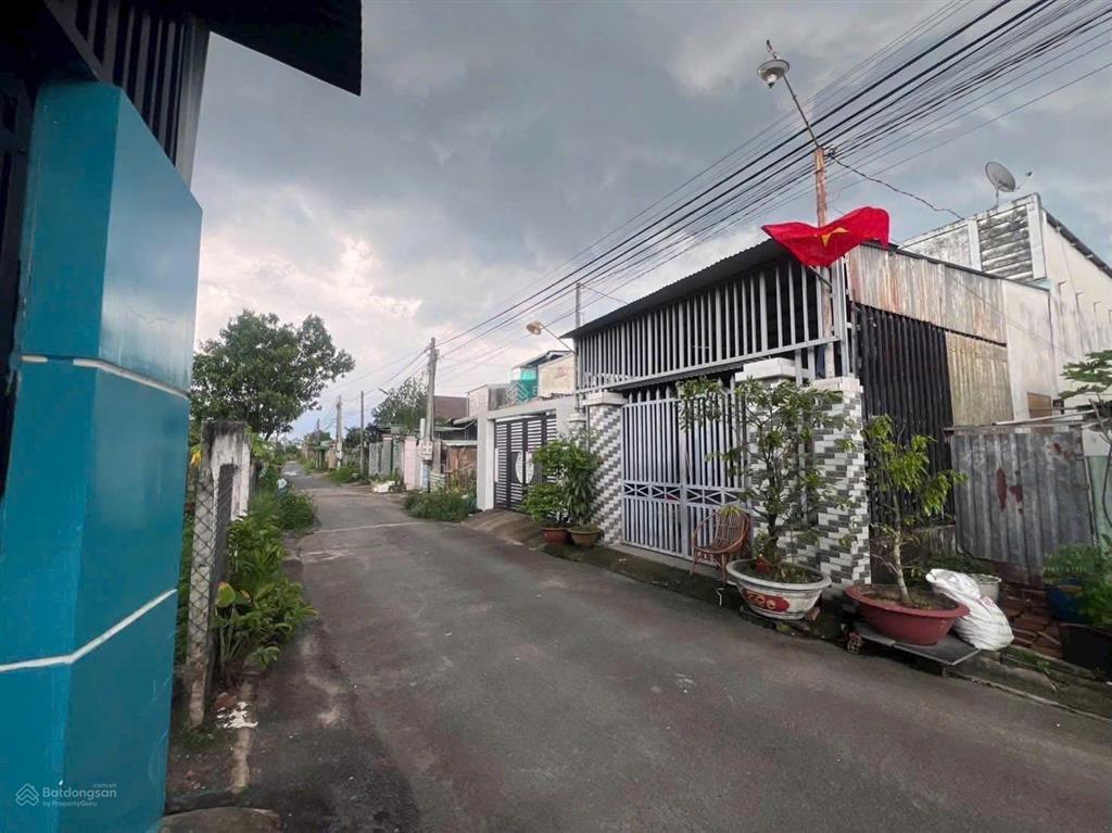 Bán đất lộc an, long thành 99m2 thổ cư 91,3m2, đường nhựa, giá 1 tỷ 810, sổ riêng