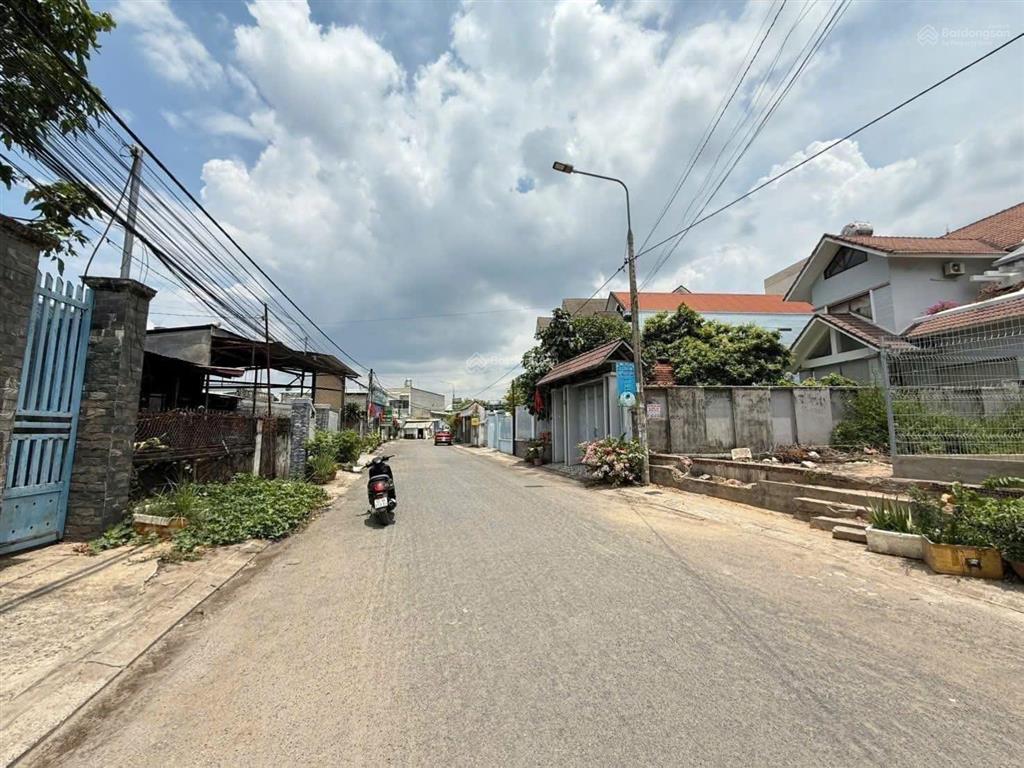 Bán nhanh 104m2 đất trung tâm phường long thành  mặt tiền đường lê thánh tông | giá tốt chỉ 4,3 tỷ