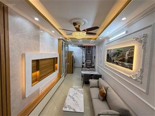 Chính chủ nhờ bán nhà phan đình giót hà đông nhà 5 tầng mặt tiền 3,1m giá 8ty2 sẵn sổ đỏ