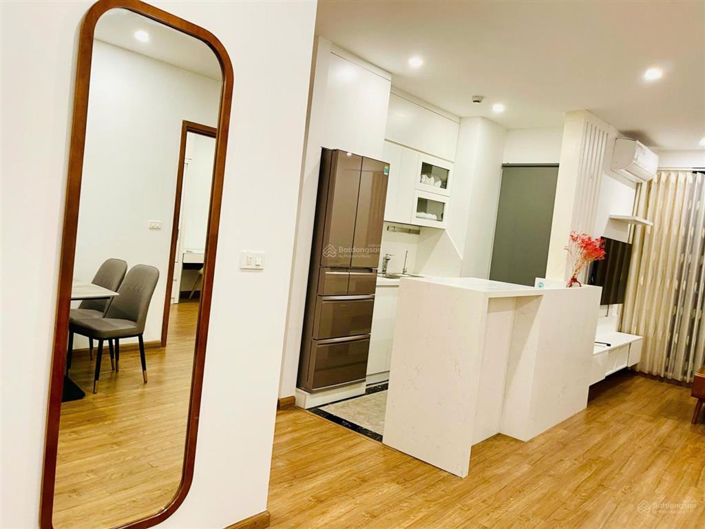 Chủ gửi bán căn hộ 3n2vs tại ct8 the emerald đình thôn rộng 95m2 sẵn sổ đỏ giá 9,4 tỉ