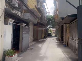 Người quen gửi bán lô đất 28m ngô thì sỹ hà đông ngõ tô mặt tiền 3,2m sổ chính chủ giá chào 7 tỷ 8