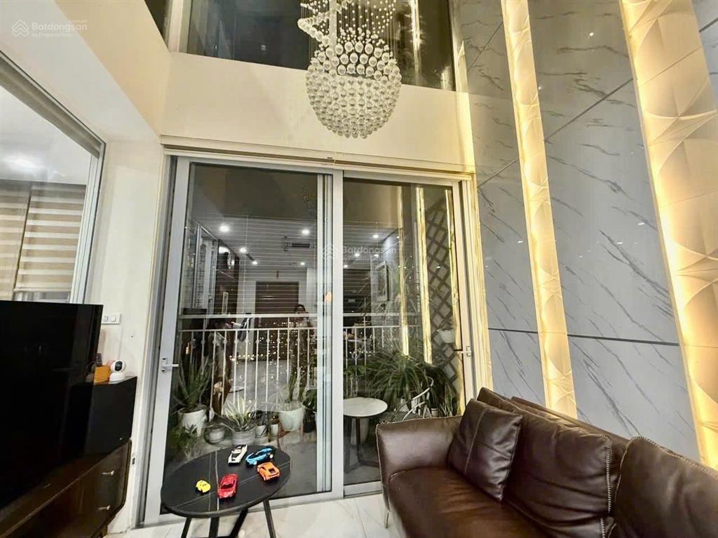 Bán căn duplex vinhomes gardenia 3 ngủ full nội thất sẵn sổ đỏ giá chào 10 tỷ