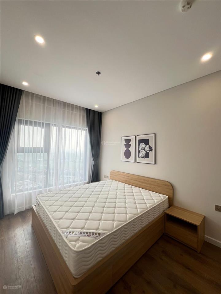 Cho thuê 3 ngủ 2 vs hoàng thành pearl cầu diễn chỉ 16tr5/tháng ban công hướng mát