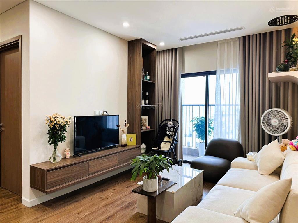 Chủ cần bán gấp căn hộ 2 ngủ tại hoàng thành pearl ban công hướng mát giá chào 8 tỷ