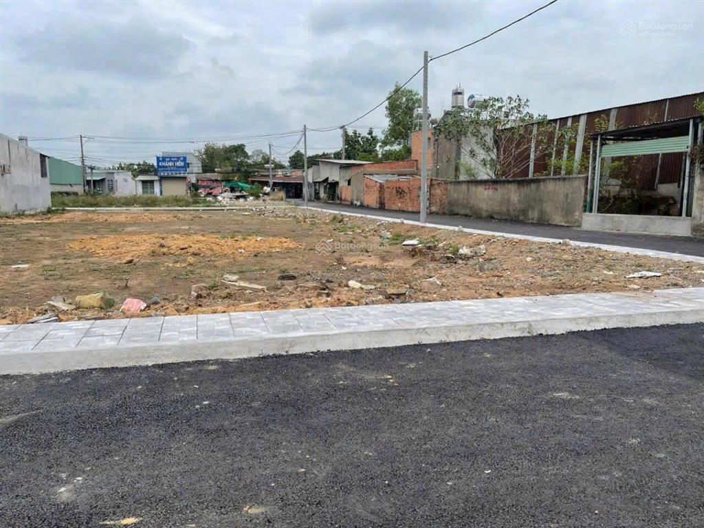 Chủ ngộp bán gấp nhà gác lửng, thuộc phường tân phong, sổ riêng, thổ cư 100%, nhà xây mới chưa ở