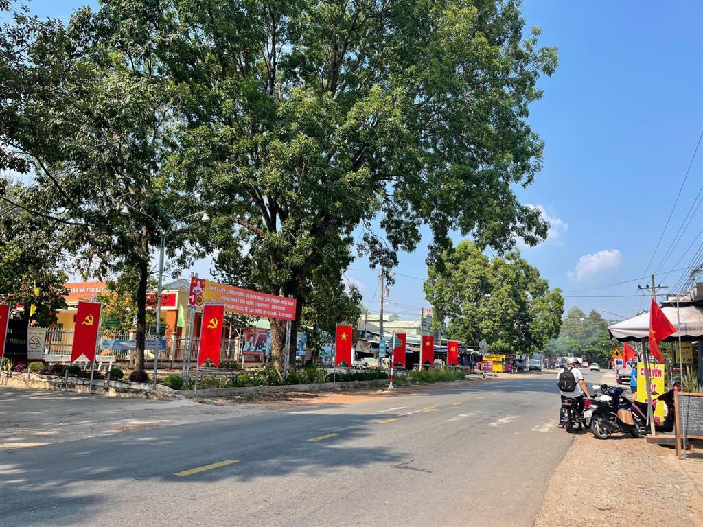 Đất mặt tiền đường kinh doanh ngay kcn bàu bàng, giá 7,5 tr/m2