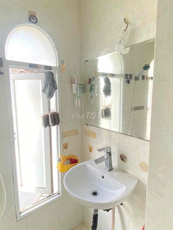 chdv thang máy hẻm xe hơi lê văn lương