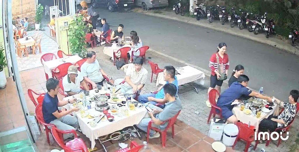 SANG QUÁN NHẬU , LÊ VĂN VIỆT , THỦ ĐỨC