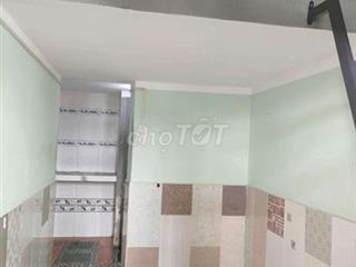 phòng gần ngã tư thoại ngọc hầu thạch lam 
