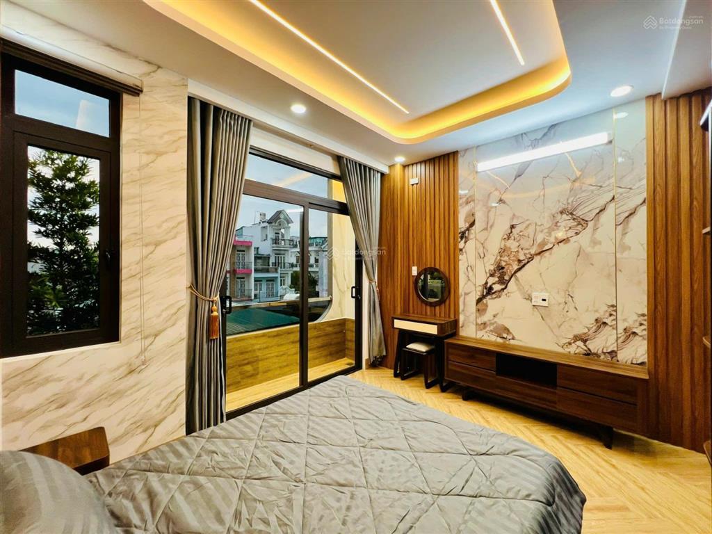 Siêu phẩm đường hương lộ 2 có thang máy (4m*16m 9tỷ100 tl) nội thất cao cấp, phong cách riêng biệt