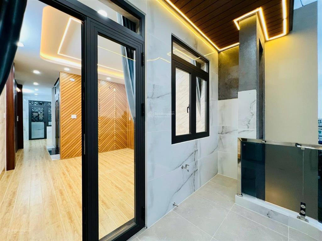 Siêu phẩm đường hương lộ 2 có thang máy (4m*16m 9tỷ100 tl) nội thất cao cấp, phong cách riêng biệt