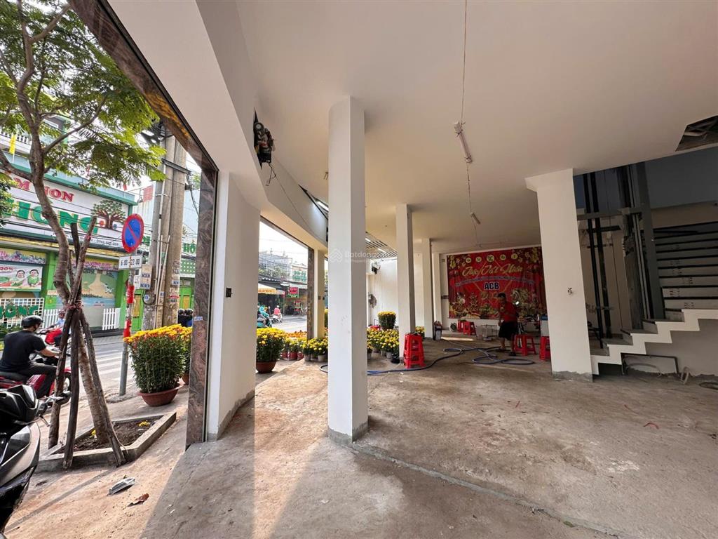 Bán nhà góc mtkd đường 14m mã lò (ngang 11m có 6 lầu, thang máy) giá tốt 18tỷ8 tl (dtsd tới 480m2)