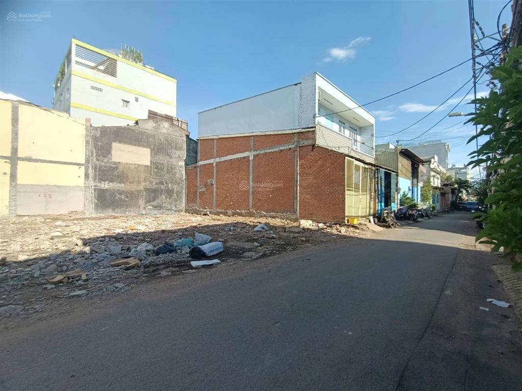 Bán đất 1/ hẻm 931 hương lộ 2 (4m*18m  giá 5,3 tỷ tl) hẻm nhựa 8m thông, khu nhà lầu an ninh