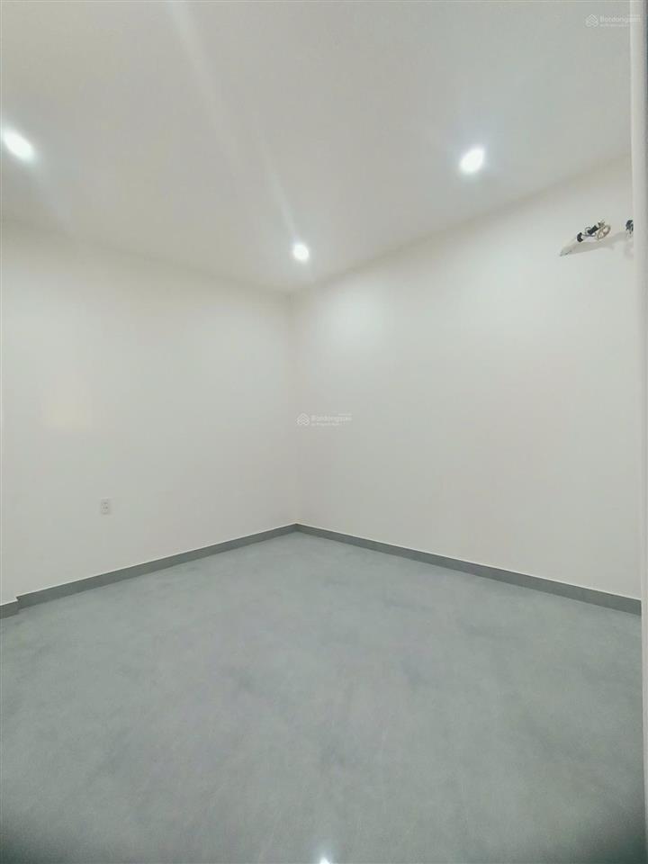 Bán nhà 67 nguyễn thị tú (5m*15m, 3 pn, 3wc  giá tỷ950 tl) hẻm 5m sát ngã tư gò mây, lê trọng tấn