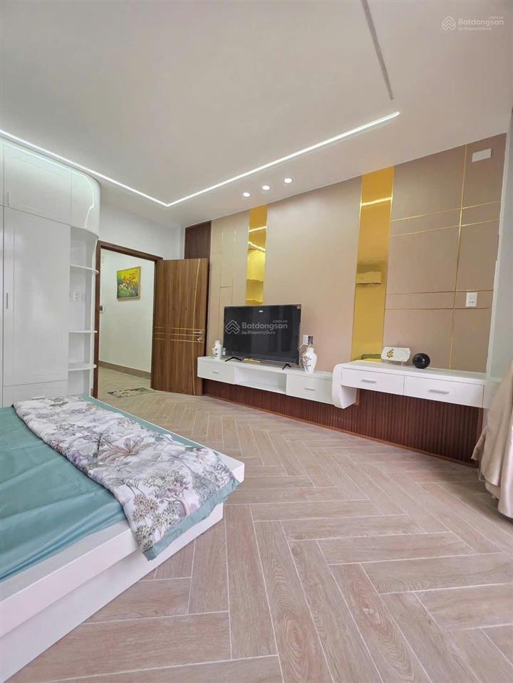 Nhà đẹp 1/đường hương lộ 2 có thang máy (4,16m*18,2m7,6tỷ tl) full nội thất, phong cách riêng biệt