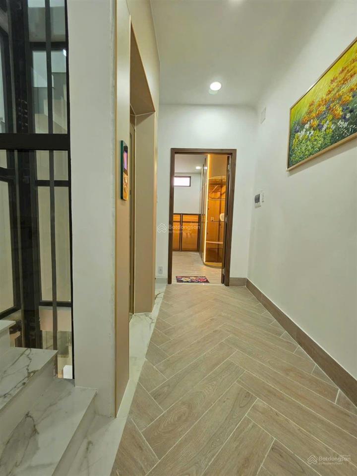 Nhà đẹp 1/đường hương lộ 2 có thang máy (4,16m*18,2m7,6tỷ tl) full nội thất, phong cách riêng biệt