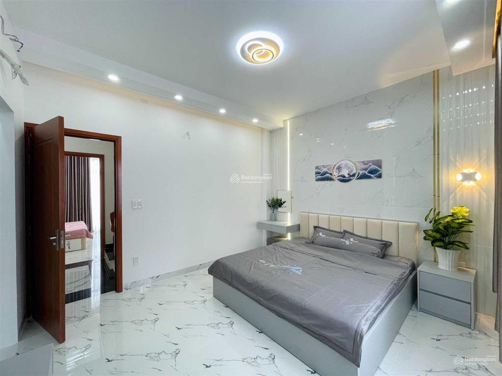 Nhà mới 1/ đường số 19  tân kỳ tân quý (4,5m*14,8m đúc 5 tấm6,8 tỷ tl) gần tttm aeon mall tân phú