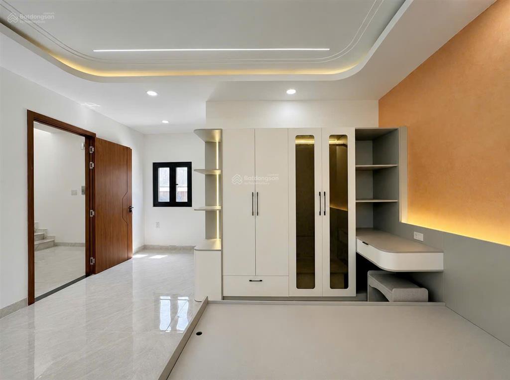 Bán nhà 1/ đường số 2 dt lớn ~ 85,3m² đất odt  giá 6,8 tỷ tl đúc 4 lầu hẻm 7m thuộc khu nhà lầu