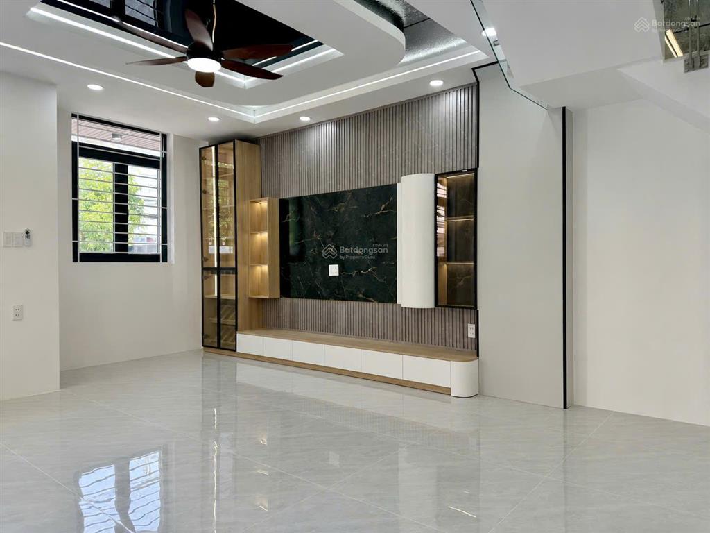 Bán nhà 1/ đường số 2 dt lớn ~ 85,3m² đất odt  giá 6,8 tỷ tl đúc 4 lầu hẻm 7m thuộc khu nhà lầu