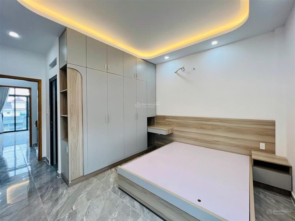 Nhà mới 1/ đường 18b đoạn gần lê văn quới (4m*13m  5 lầu giá 6tỷ5 tl) hẻm oto 7m thuộc khu an ninh