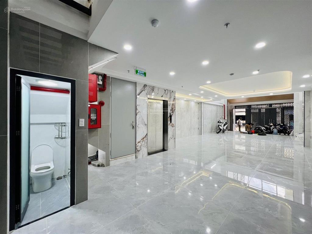 Bán chdv 22 phòng mới xây mặt tiền đường ấp chiến lược (91,9m2 6 lầu giá 18tỷ tl) gần aeon tân phú