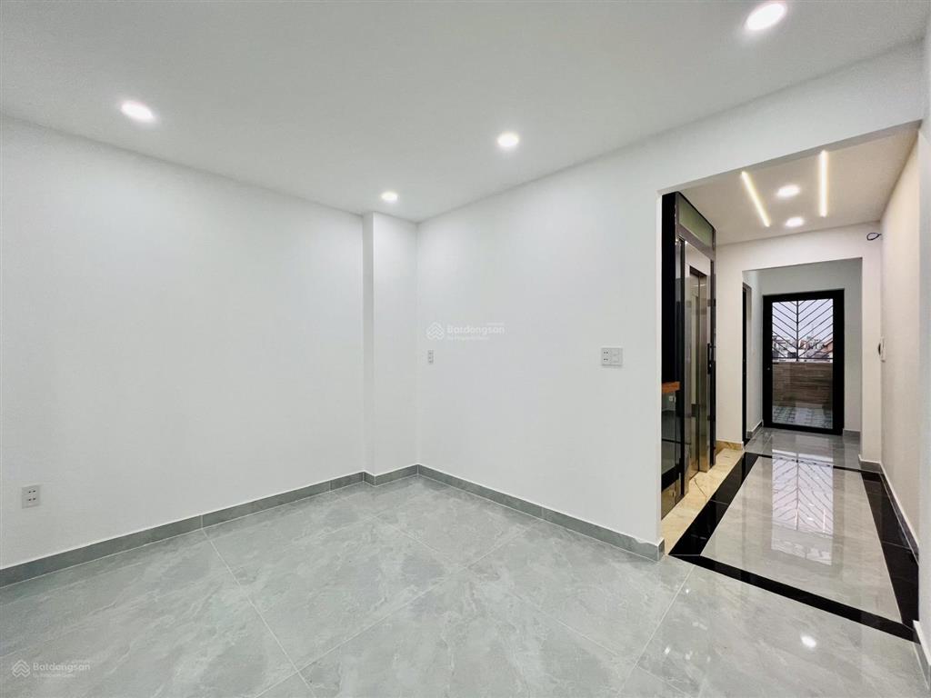 Bán nhà mới đường mã lò (4m*17,3m có 5 lầu thang máy, nội thất giá 8tỷ8 tl) hẻm nhựa 7m khu nhà lầu
