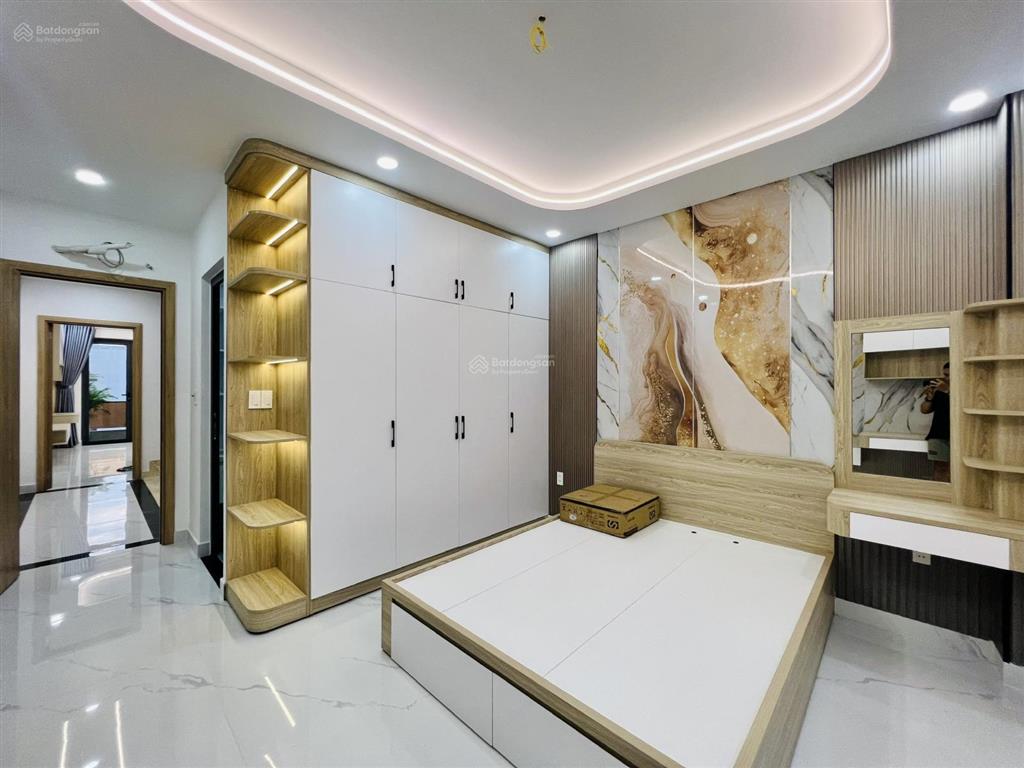Bán nhà mới đường mã lò (4m*17,3m có 5 lầu thang máy, nội thất giá 8tỷ8 tl) hẻm nhựa 7m khu nhà lầu