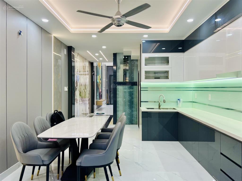 Bán nhà mới đường mã lò (4m*17,3m có 5 lầu thang máy, nội thất giá 8tỷ8 tl) hẻm nhựa 7m khu nhà lầu