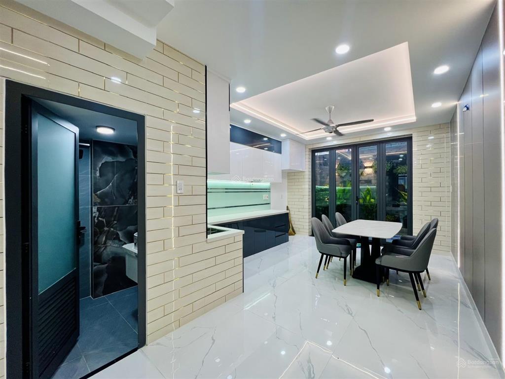 Bán nhà mới đường mã lò (4m*17,3m có 5 lầu thang máy, nội thất giá 8tỷ8 tl) hẻm nhựa 7m khu nhà lầu