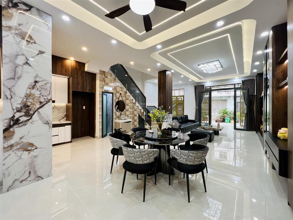 Nhà mới 1/ đường đình nghi xuânphan anh (6,5 x 11m có 3 lầu giá 7ty5 tl) hẻm 7m oto sát tân phú